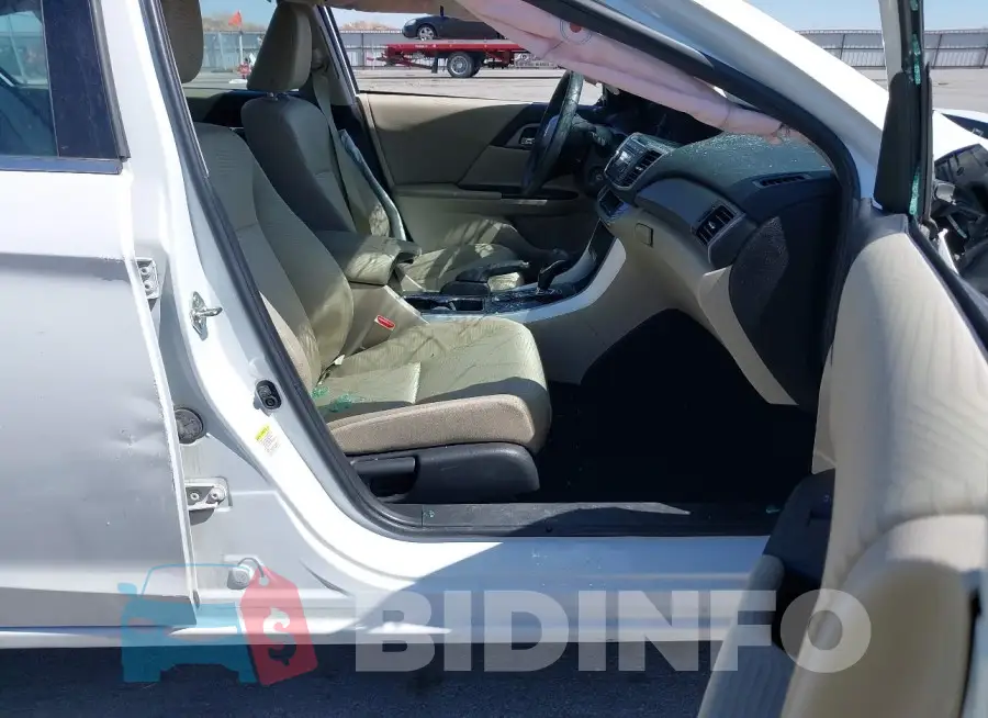 1HGCR2F36FA115643 Photo# 5