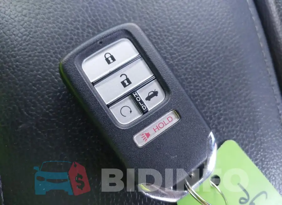 2HGFC2F80MH527517 Photo# 11