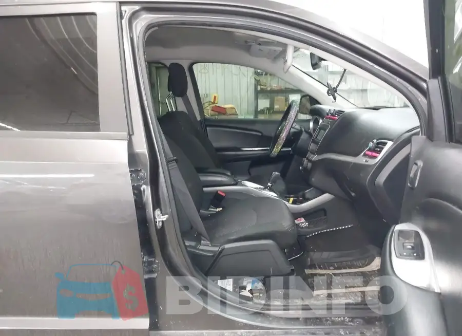 3C4PDCAB9LT201682 Photo# 5