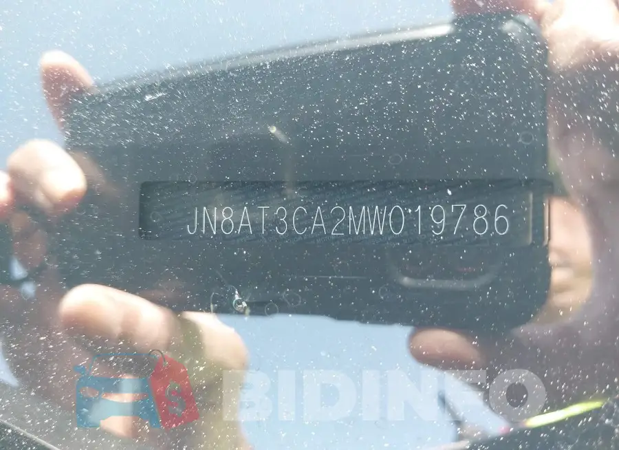 JN8AT3CA2MW019786 Photo# 9