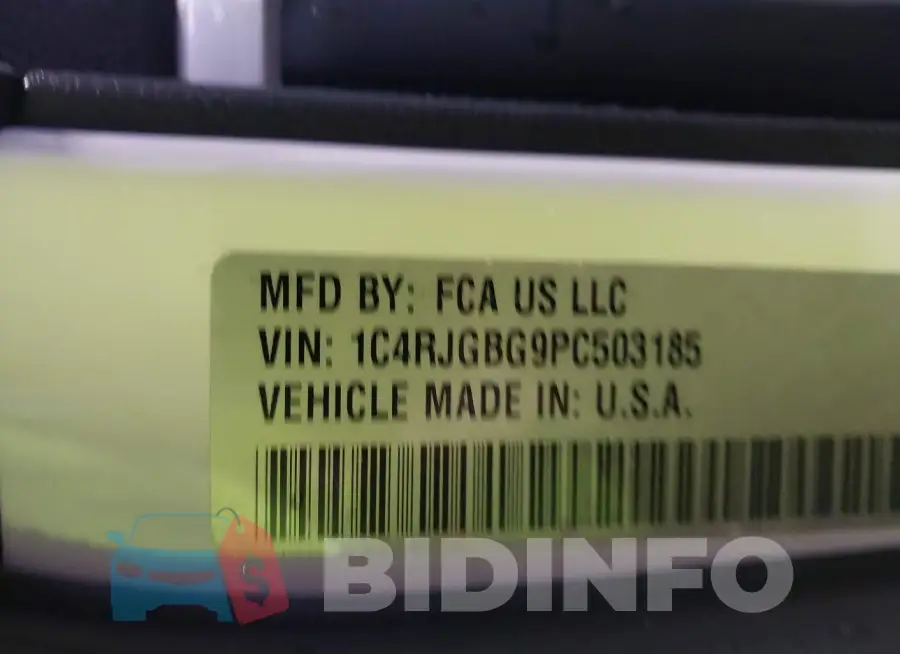 1C4RJGBG9PC503185 Photo# 9