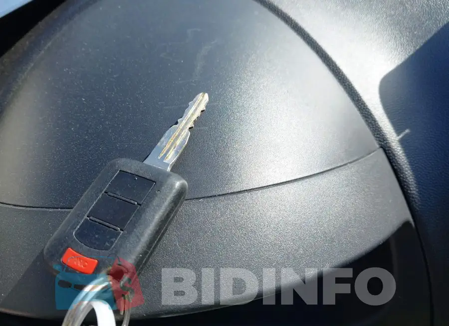 ML32F3FJ5HHF12381 Photo# 11
