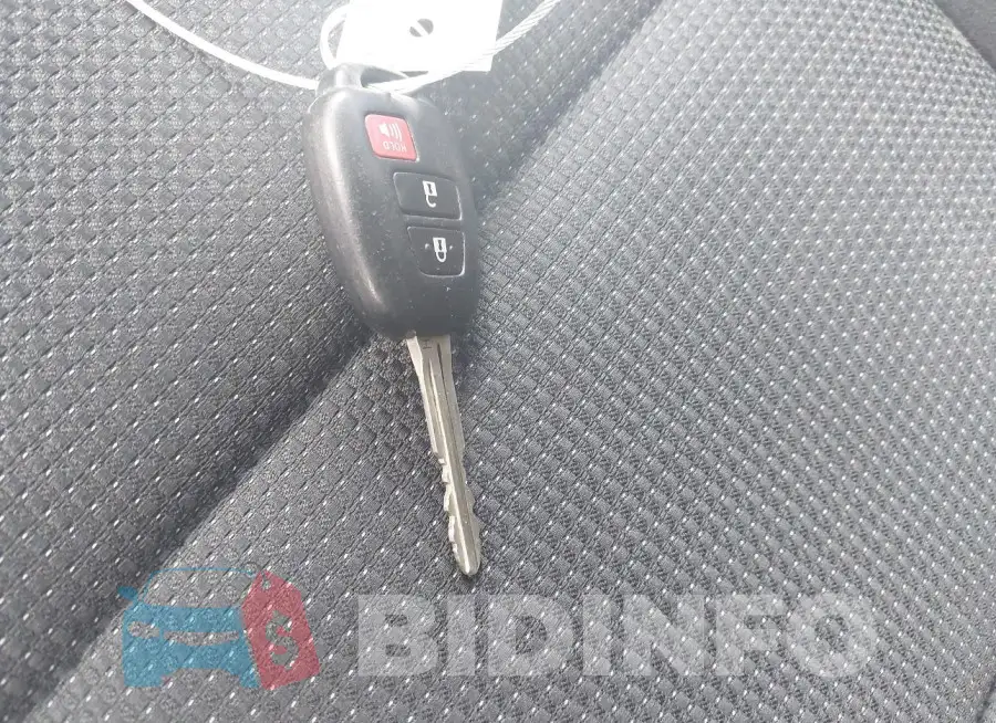 2T3WFREV0JW413048 Photo# 11