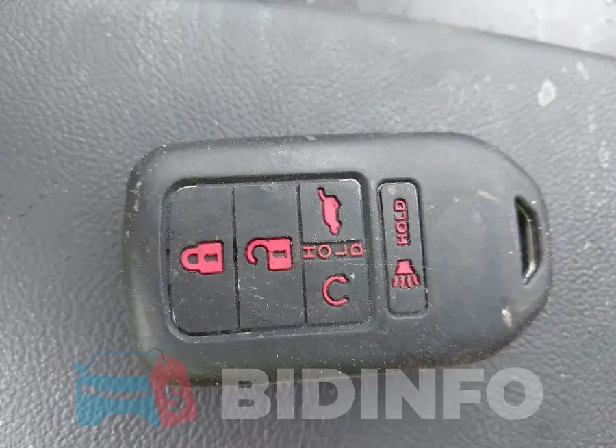 1HGCV3F27NA040152 Photo# 11