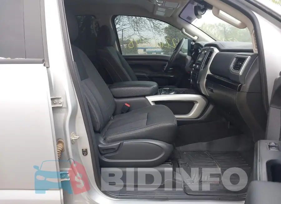 1N6BA1F45JN517673 Photo# 5