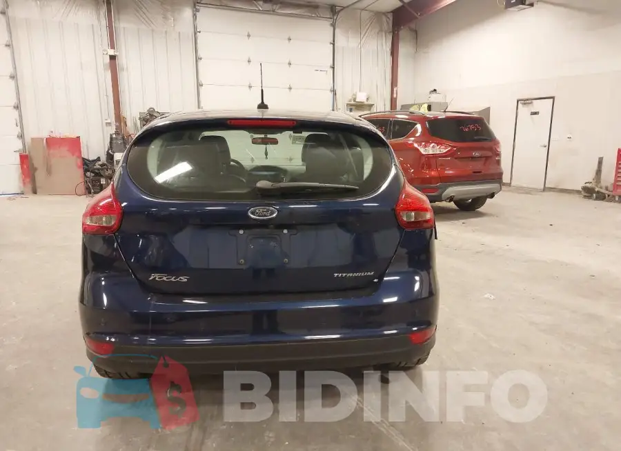 1FADP3N22HL213931 Photo# 17