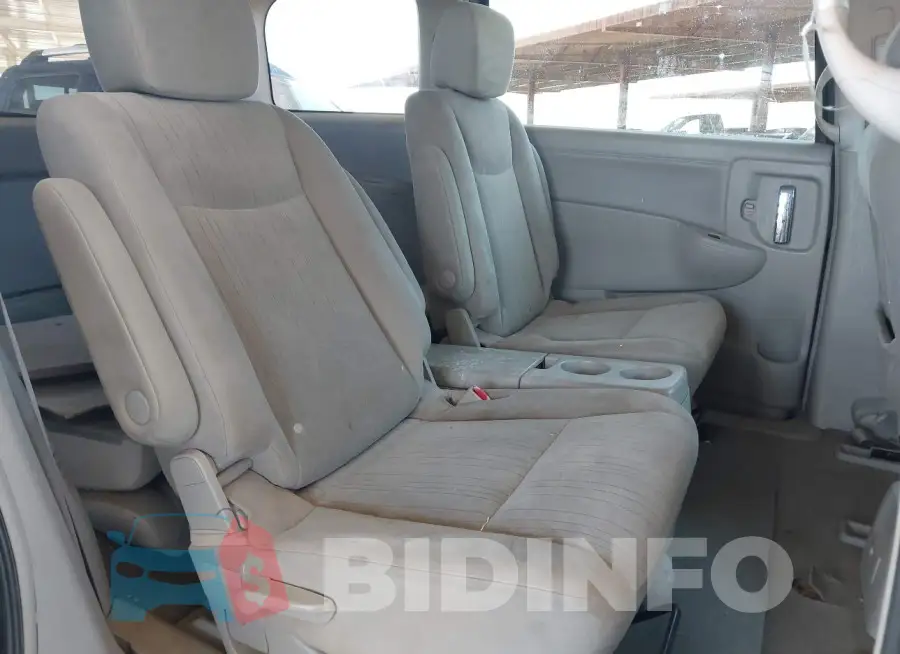 JN8AE2KPXF9120344 Photo# 8