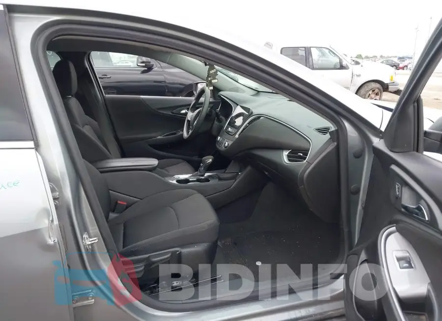 1G1ZD5ST8RF112256 Photo# 5