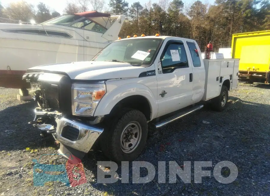 1FD8X3FT2FEA78174 Photo# 2