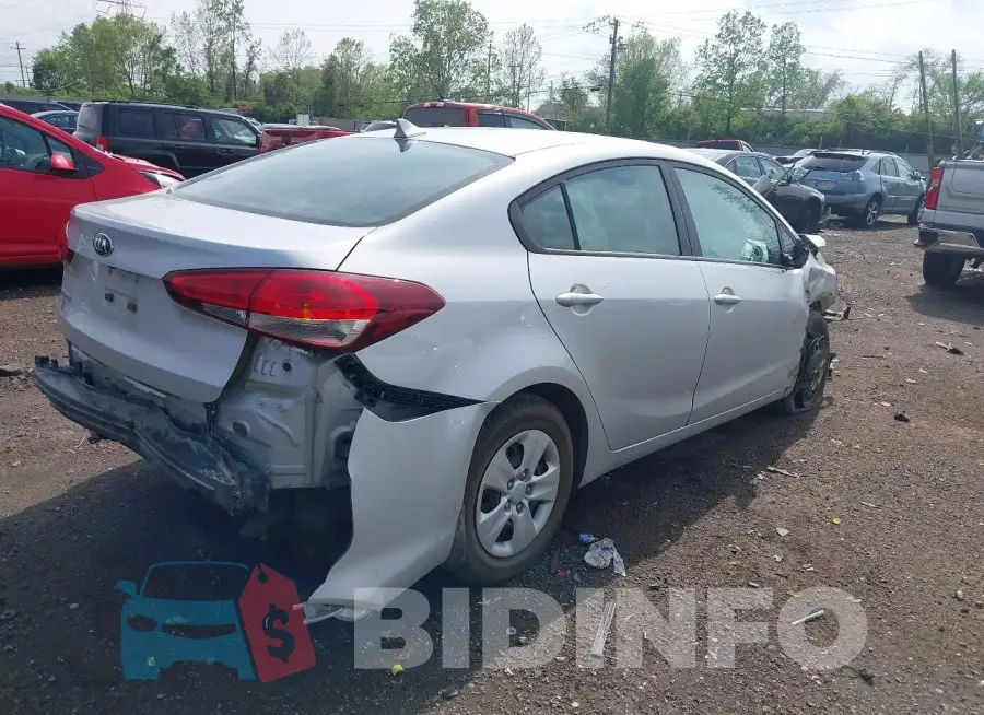 3KPFL4A72HE053323 Photo# 4