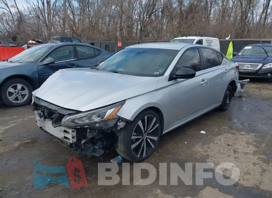 1N4BL4CV5LC135174 Photo# 2