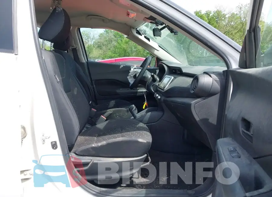 3N1CP5BV3NL523119 Photo# 5