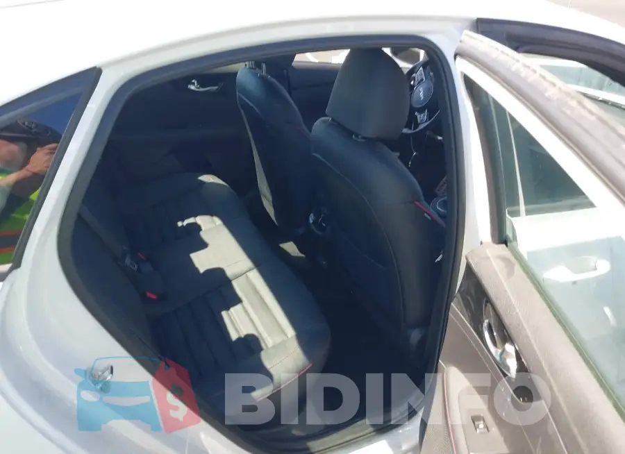 3KPF44AC5PE687086 Photo# 8