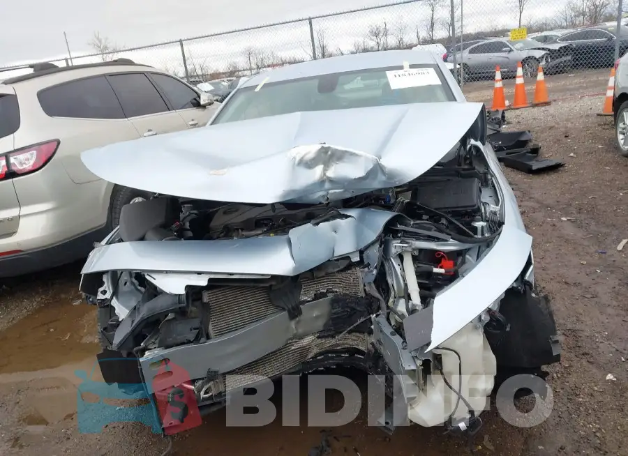 1G1ZD5ST1JF220853 Photo# 13