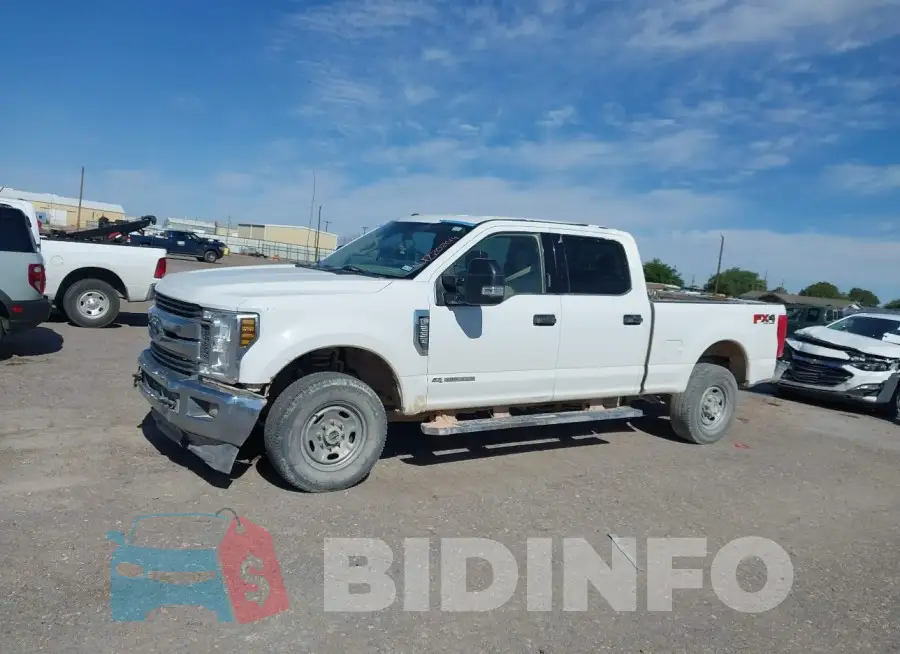 1FT7W2BT2JEB08236 Photo# 14