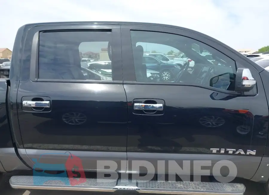 1N6AA1ED8MN529124 Photo# 14