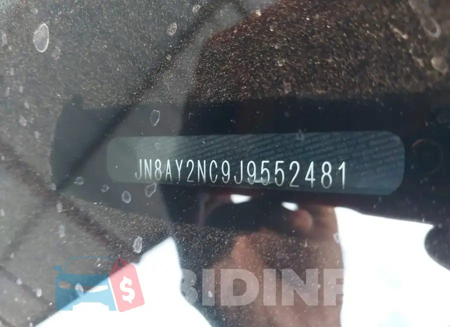 JN8AY2NC9J9552481 Photo# 9