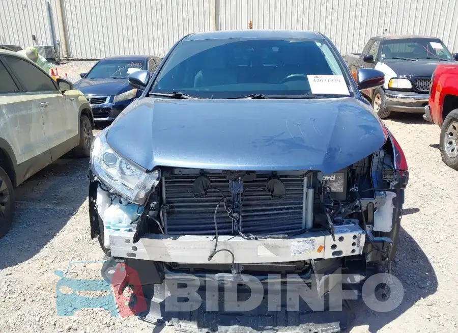 5TDZZRFH4KS367045 Photo# 6