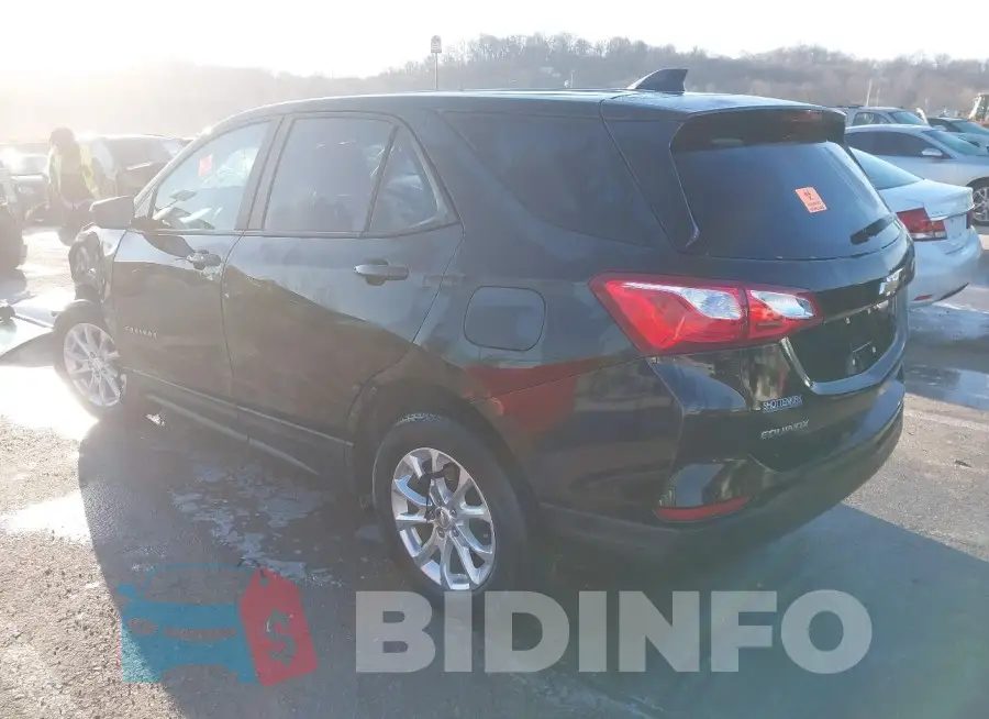 2GNAXHEV7M6132924 Photo# 3