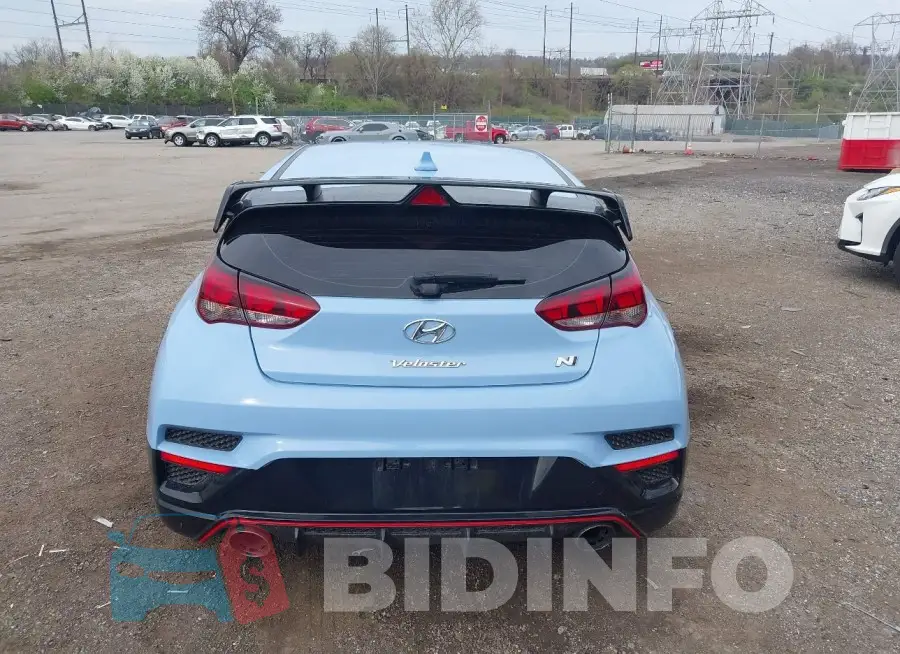 KMHT36AHXKU002812 Photo# 16