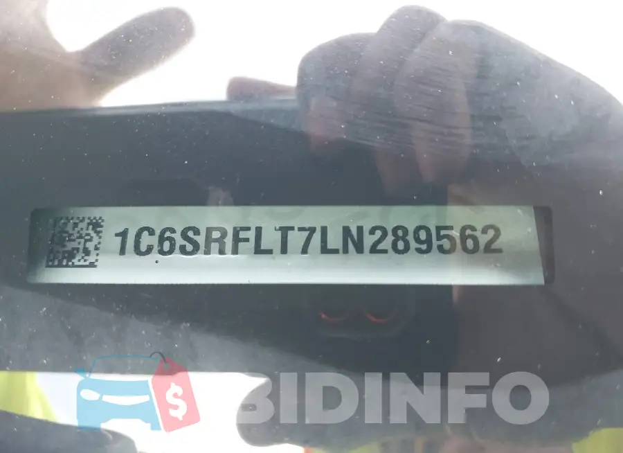 1C6SRFLT7LN289562 Photo# 9