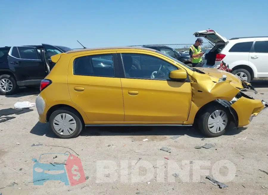 ML32AUHJ9RH001062 Photo# 12