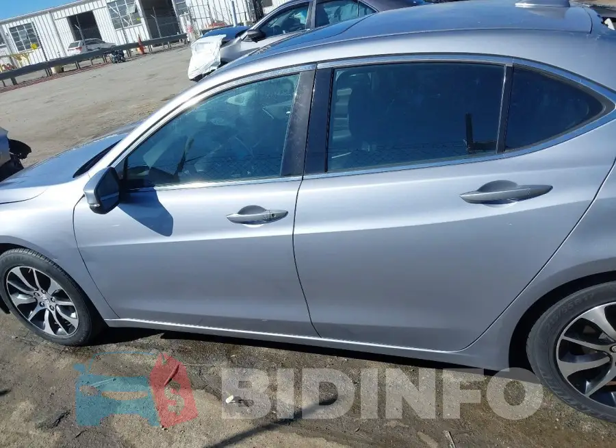 19UUB1F33FA011663 Photo# 14