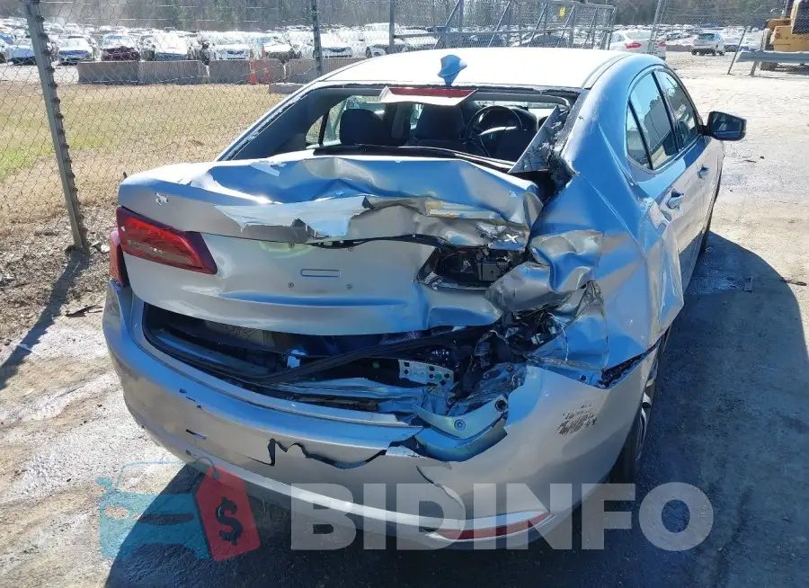 19UUB1F33FA011663 Photo# 6