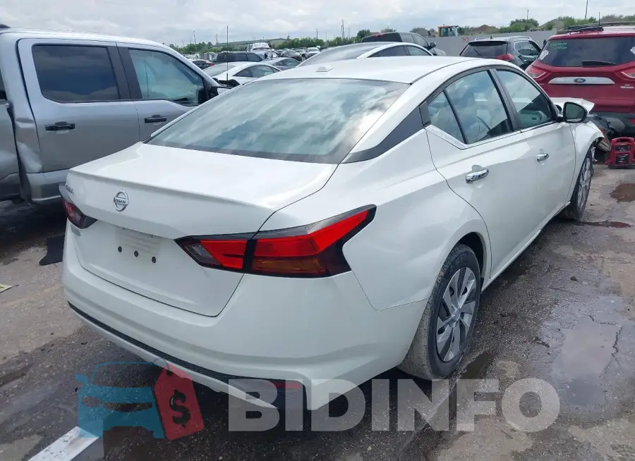 1N4BL4BV1LC130586 Photo# 4