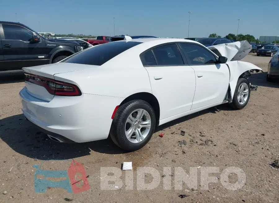 2C3CDXBG5PH699141 Photo# 4