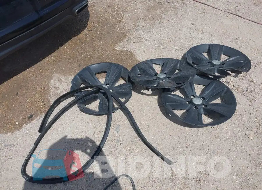 2C3CDXHG3GH232940 Photo# 12