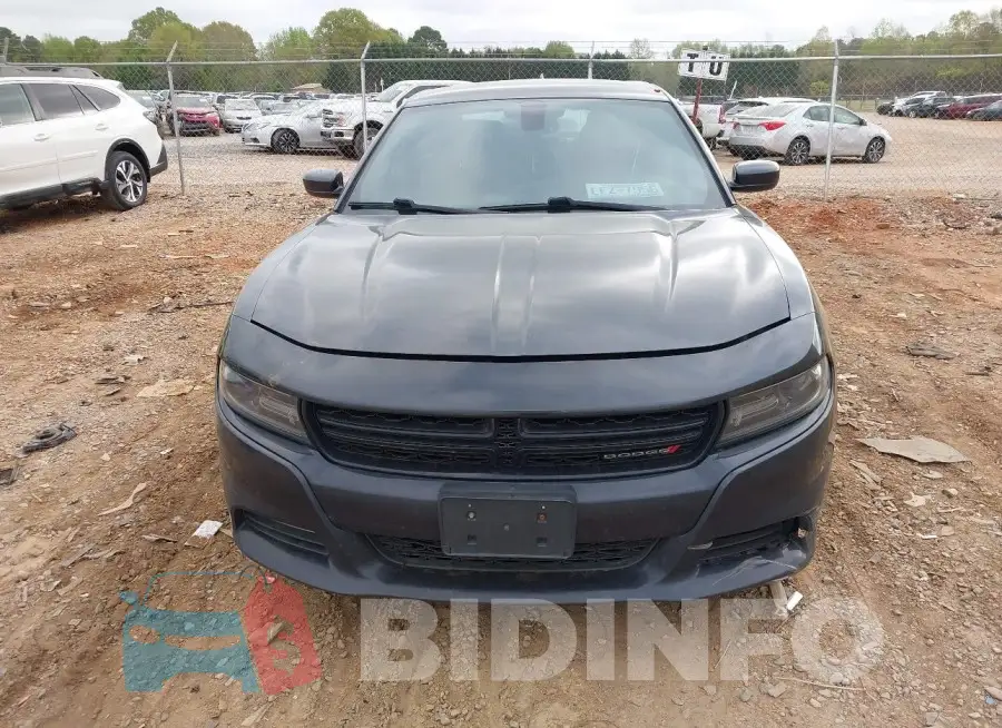 2C3CDXHG6GH174063 Photo# 12