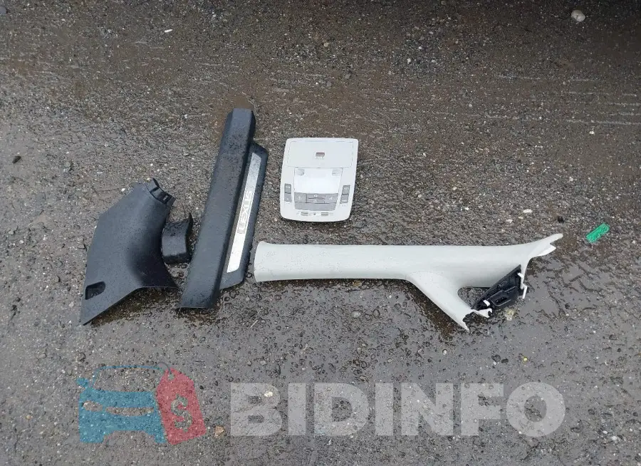 2T2BK1BA4FC290185 Photo# 12