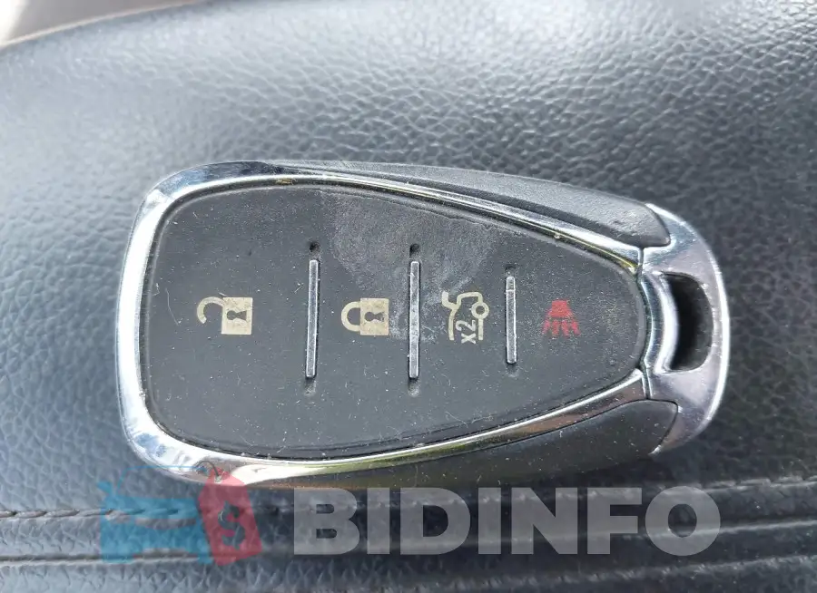 1G1ZD5ST6JF133904 Photo# 11