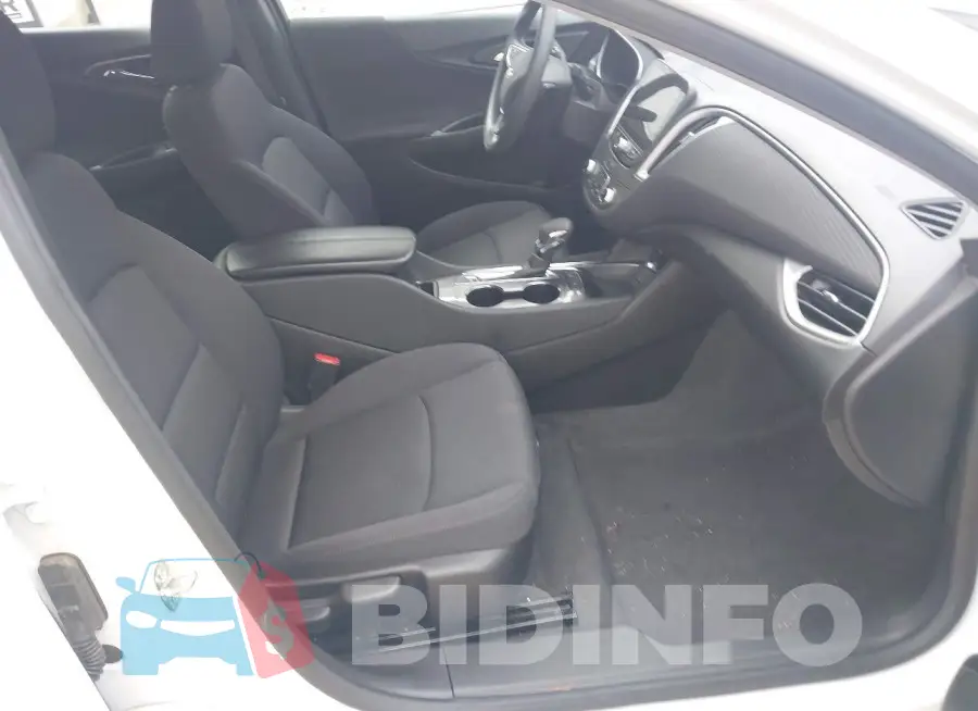 1G1ZD5ST6RF143392 Photo# 5