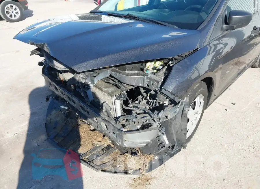 1FADP3E26GL262175 Photo# 6