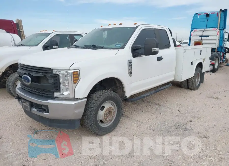 1FD8X3H68JEB72981 Photo# 2