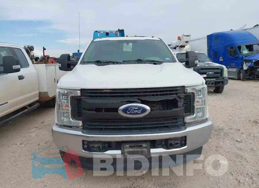 1FD8X3H68JEB72981 Photo# 12