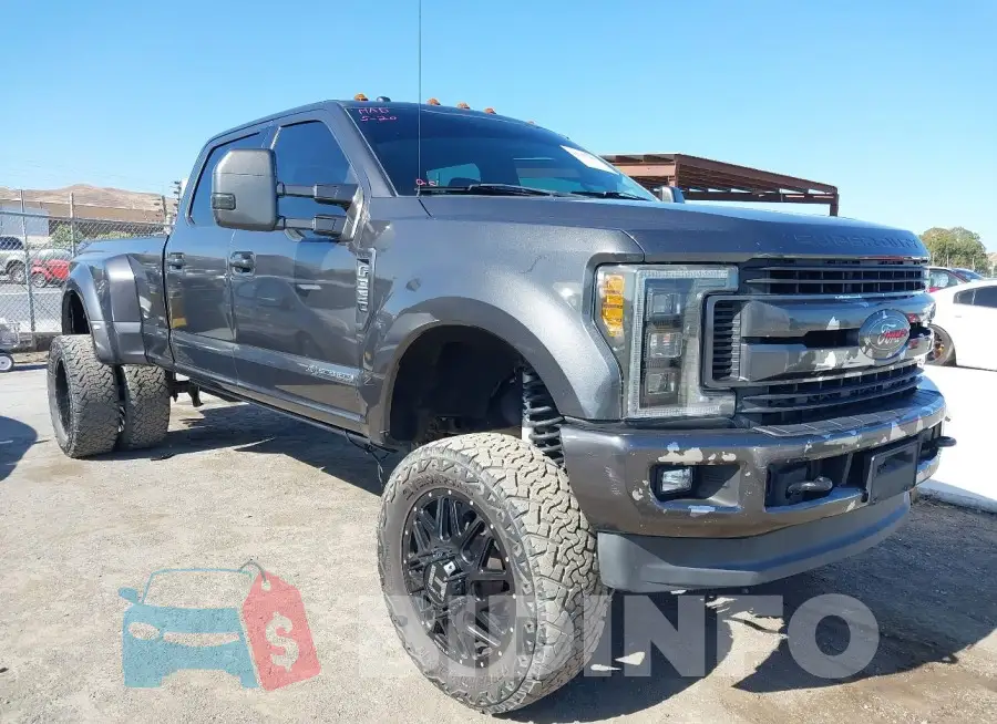 1FT8W3BT6HEF49419 Photo# 1