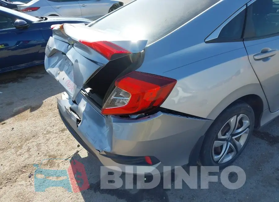 19XFC2F58HE002520 Photo# 6