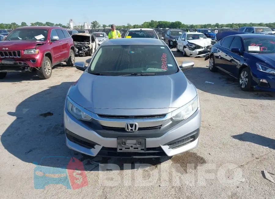 19XFC2F58HE002520 Photo# 12