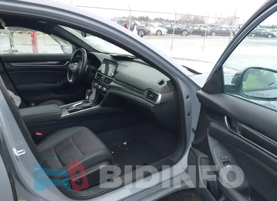 1HGCV1F38NA072444 Photo# 5