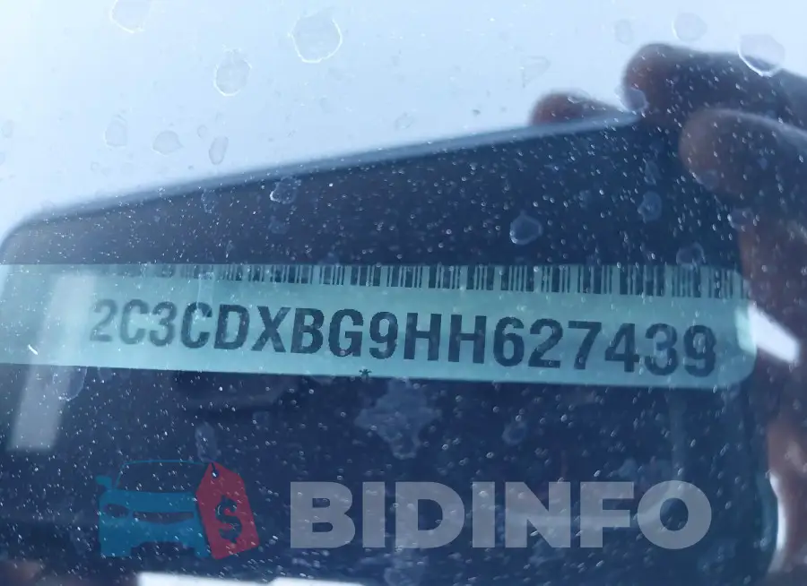 2C3CDXBG9HH627439 Photo# 9