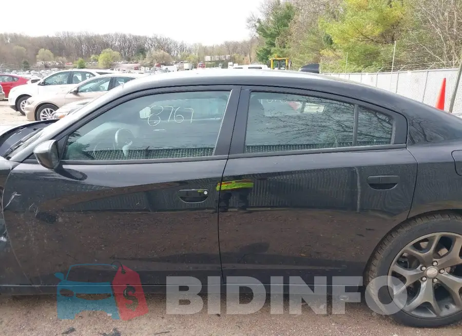 2C3CDXCT6FH915251 Photo# 14