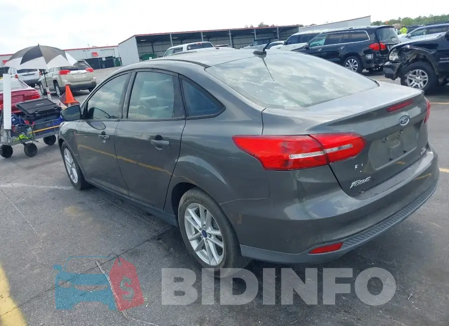 1FADP3F26GL207417 Photo# 3