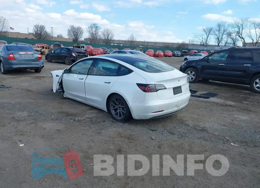5YJ3E1EB4NF250056 Photo# 3