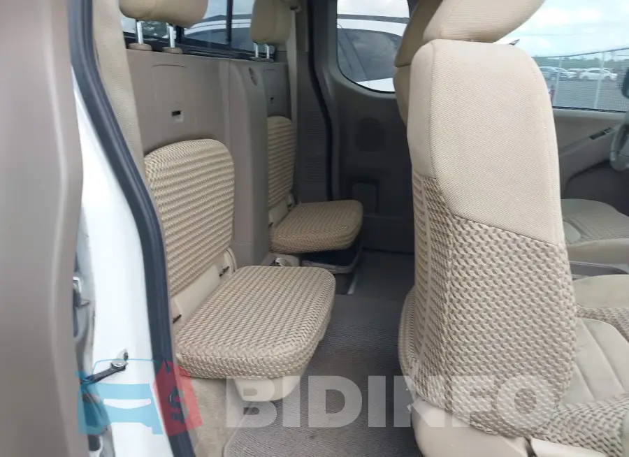1N6BD0CTXHN735082 Photo# 8