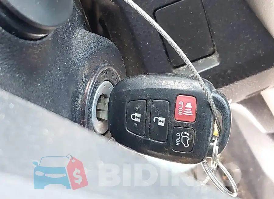 2T3RFREV8FW298266 Photo# 11