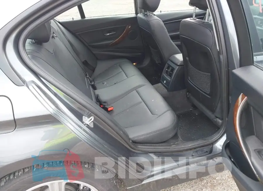WBA3B5G52FNS14325 Photo# 8