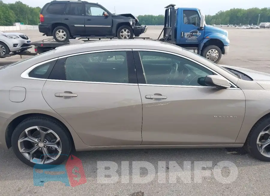 1G1ZD5ST1RF240628 Photo# 14